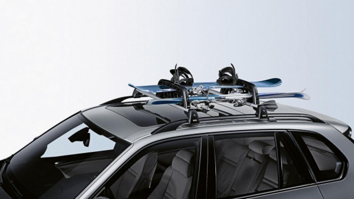 Porte-skis/porte-snowboards.